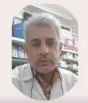 دکتر فریدون باختر دانشجوی محترم کلینیک اقتصاد دکتر سعدوندی